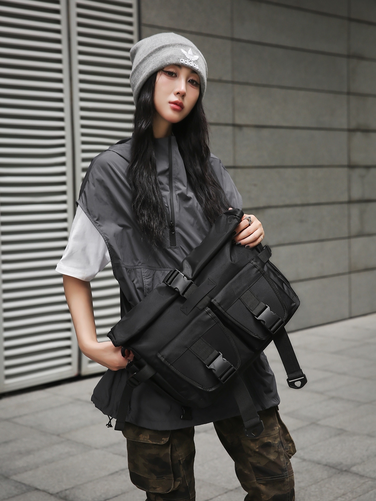 กระเป๋าคาดลำตัวผู้ชายขนาดใหญ่  - Waterproof Cycling Commute บทวิจารณ์และราคา